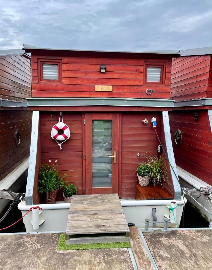 Houseboat Ginger Prague Hotell Exteriör bild